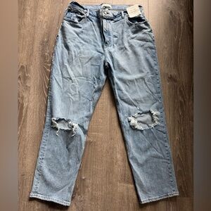 Abercrombie Ultra High Rise 90’s Straight